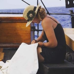 Meet your Posher, Annie